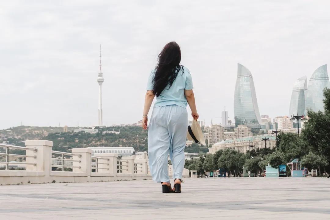 服装服饰贸易服务品质把控与供应链管理优势解析
